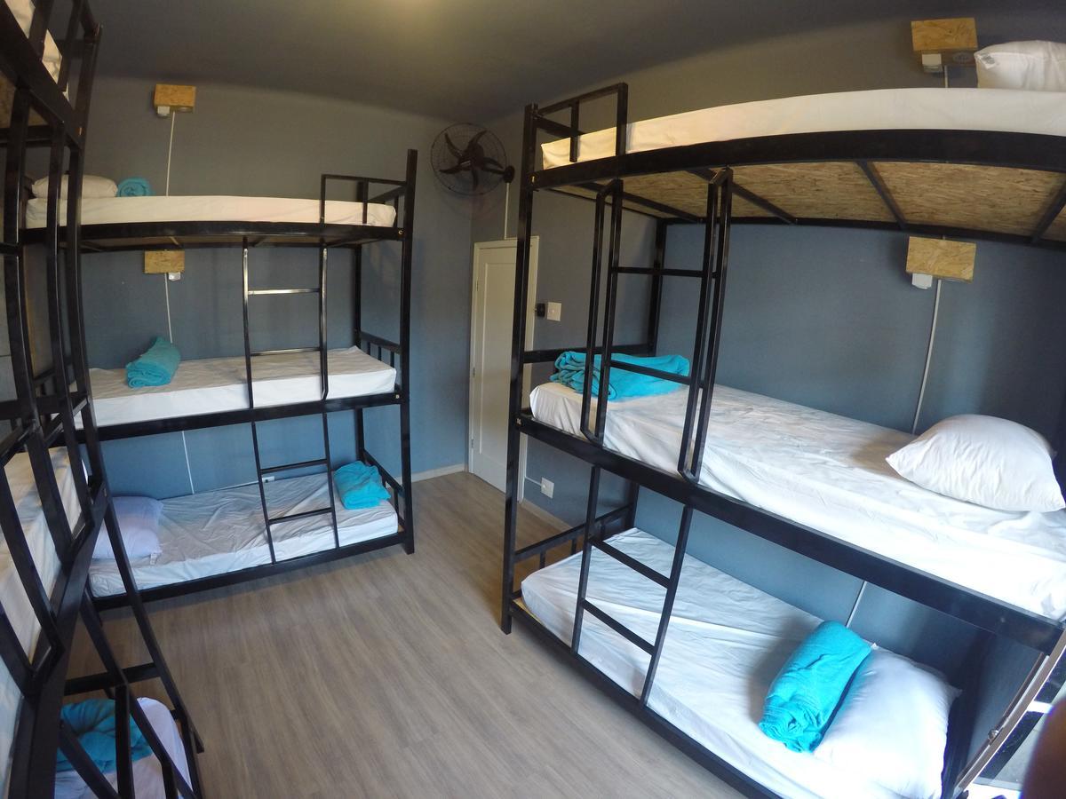 Social Hostel Cafe E Bar Curitiba Phòng bức ảnh