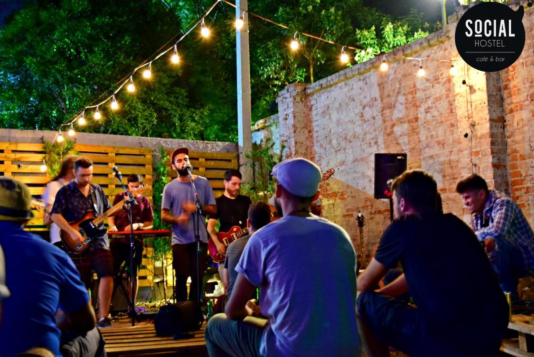Social Hostel Cafe E Bar Curitiba Ngoại thất bức ảnh