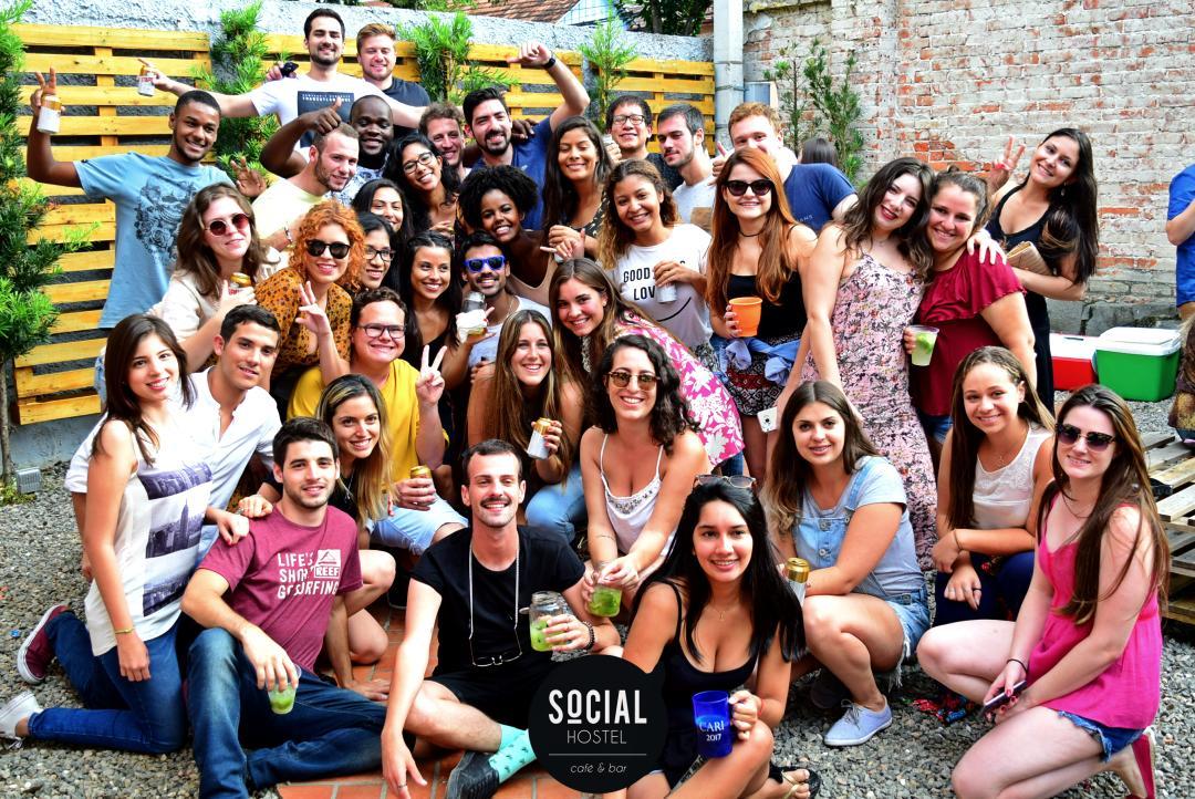 Social Hostel Cafe E Bar Curitiba Ngoại thất bức ảnh