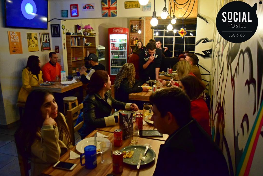 Social Hostel Cafe E Bar Curitiba Ngoại thất bức ảnh